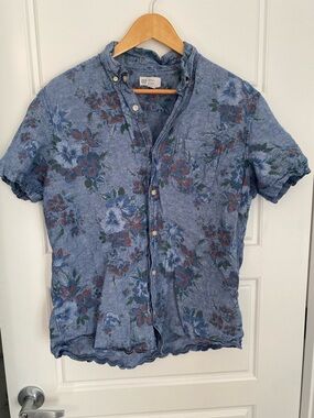 GAP Men’s Large Blue Linen Blend Tropical Floral Button-Up Shirt Short Sleeve